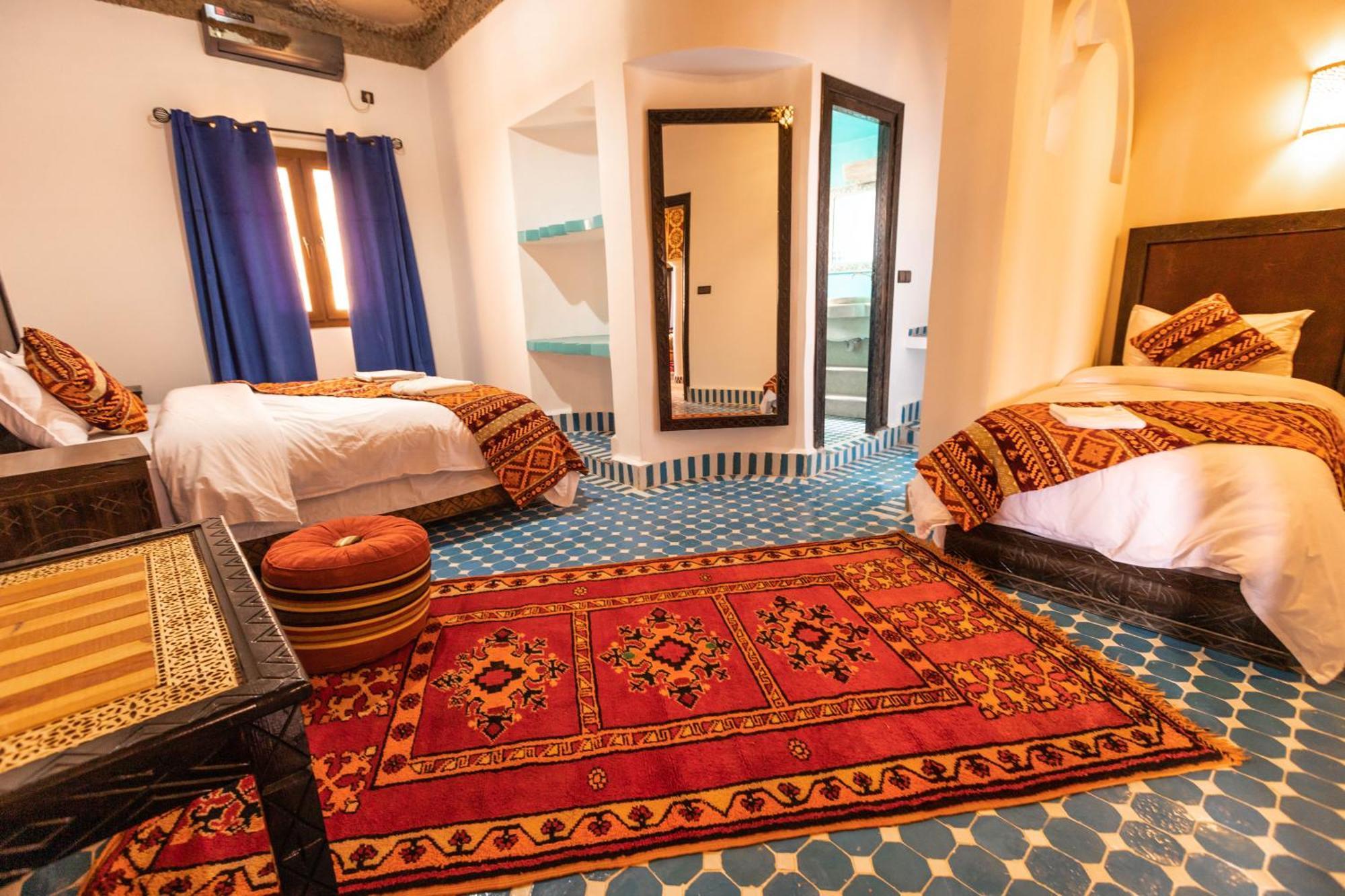Traditional Riad Merzouga Dunes Exteriör bild
