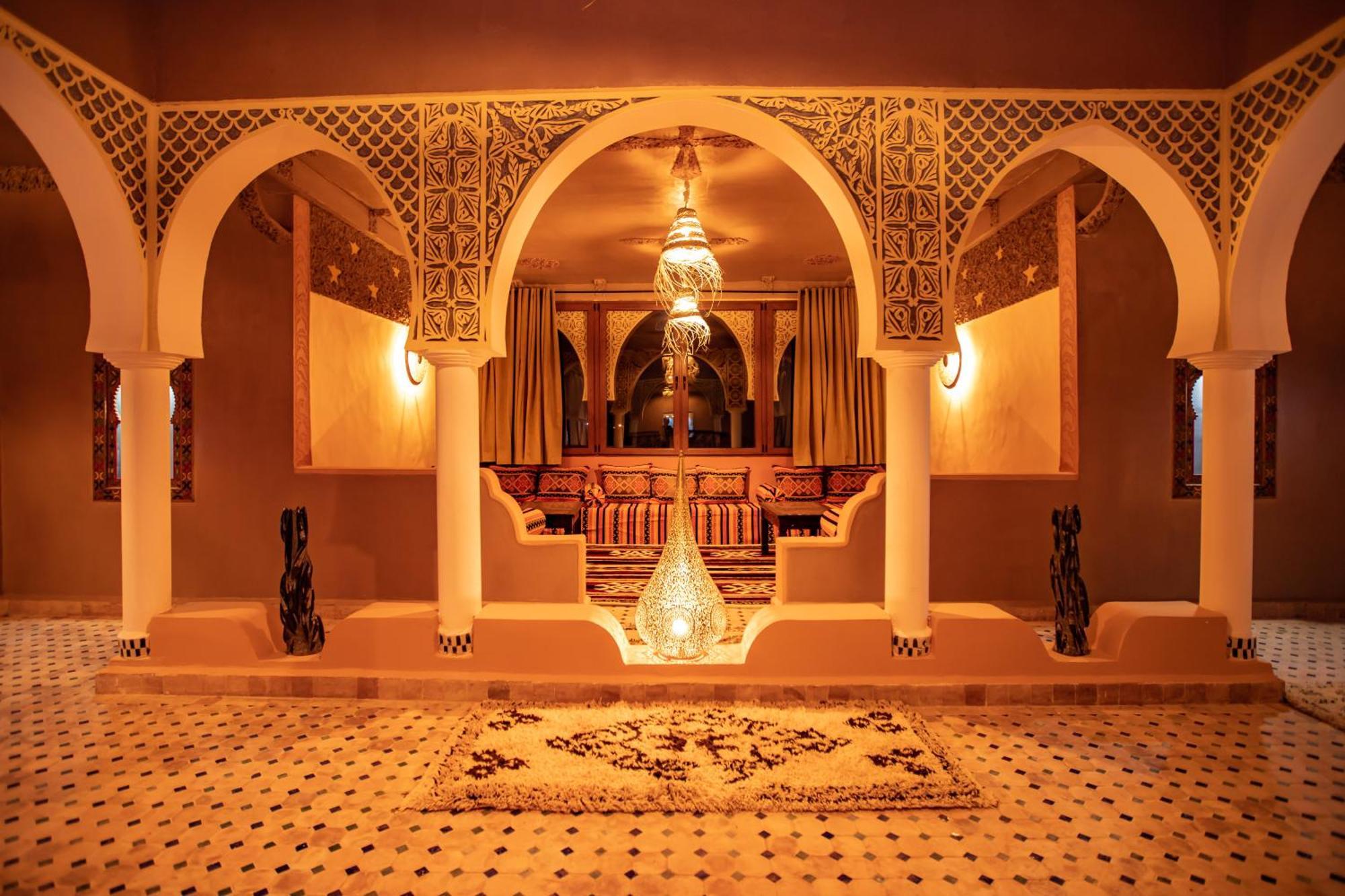Traditional Riad Merzouga Dunes Exteriör bild