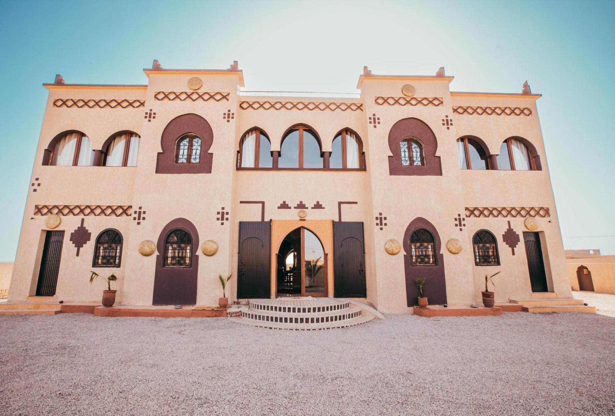Traditional Riad Merzouga Dunes Exteriör bild