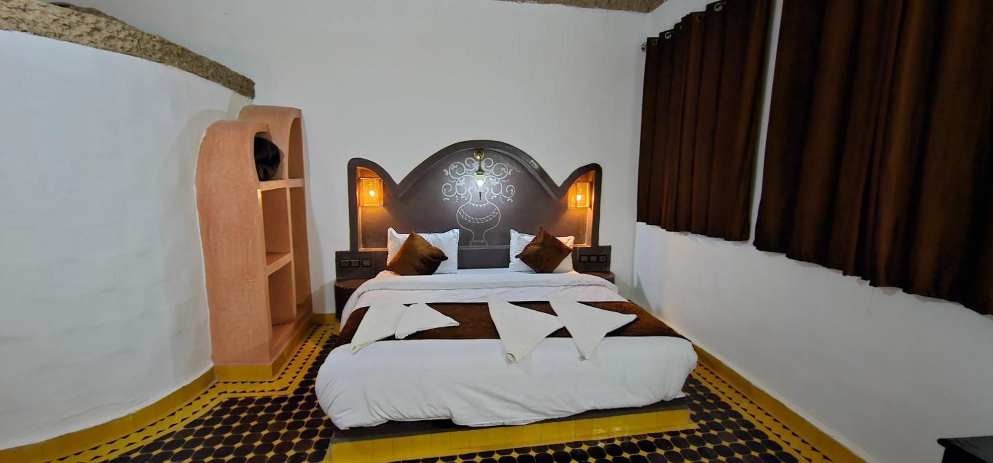 Traditional Riad Merzouga Dunes Exteriör bild